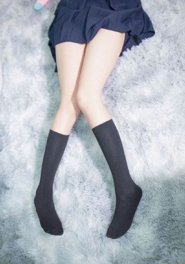 丰满的女邻居2