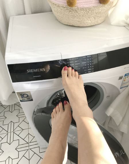邻家姐姐