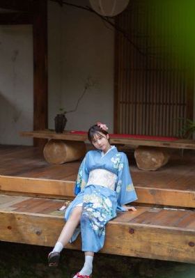 普京突然出国
