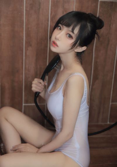 芦苇微微