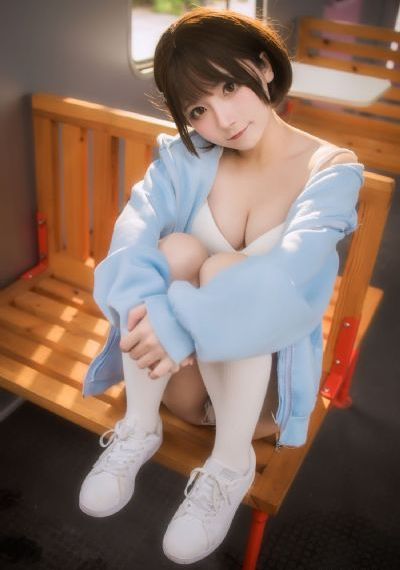 女大学生的沙龙室3在线观看